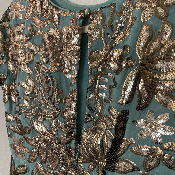 Dress the Population Floral Sequin Shift Dress - Picture 5 of 6